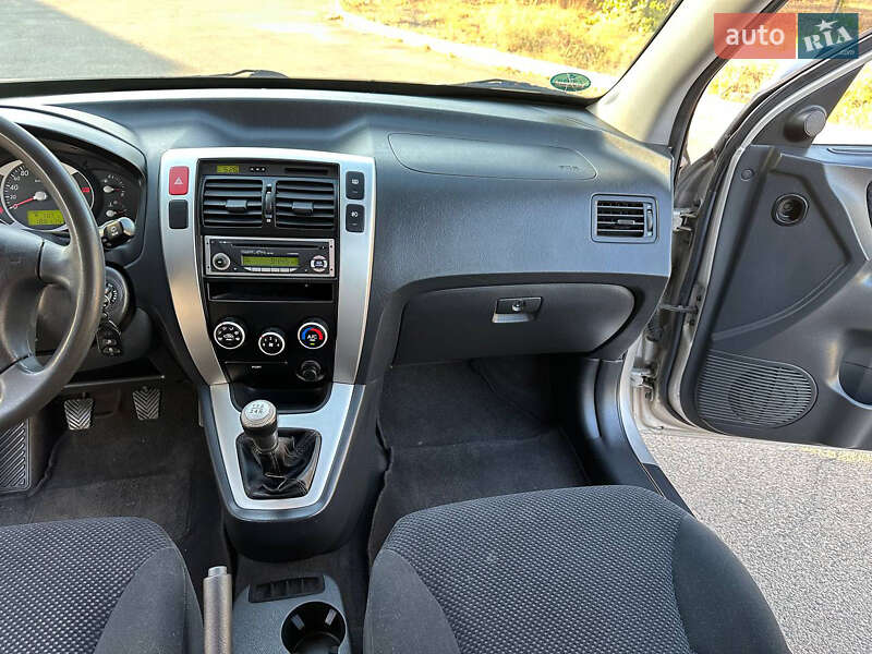 Позашляховик / Кросовер Hyundai Tucson 2006 в Дніпрі фото 28 Позашляховик / Кросовер Hyundai Tucson 2006 в Дніпрі