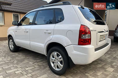 Позашляховик / Кросовер Hyundai Tucson 2008 в 