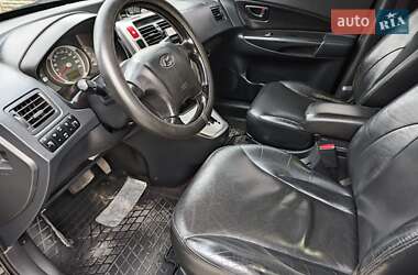Позашляховик / Кросовер Hyundai Tucson 2008 в  фото 9 Позашляховик / Кросовер Hyundai Tucson 2008 в