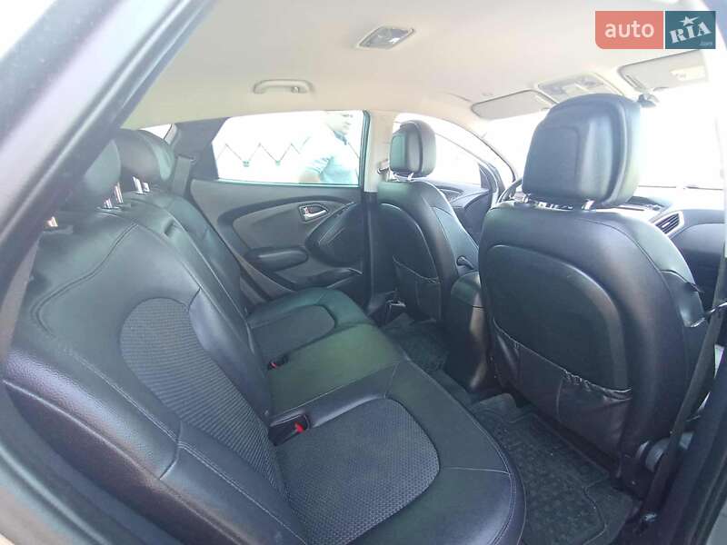 Внедорожник / Кроссовер Hyundai Tucson 2013 в Стрые