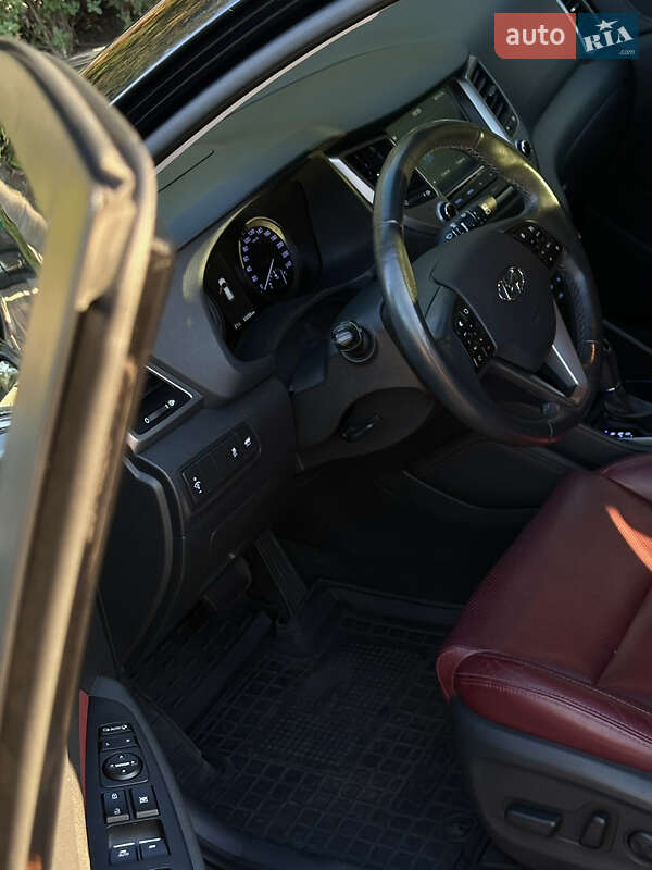 Внедорожник / Кроссовер Hyundai Tucson 2017 в Одессе фото 20 Внедорожник / Кроссовер Hyundai Tucson 2017 в Одессе