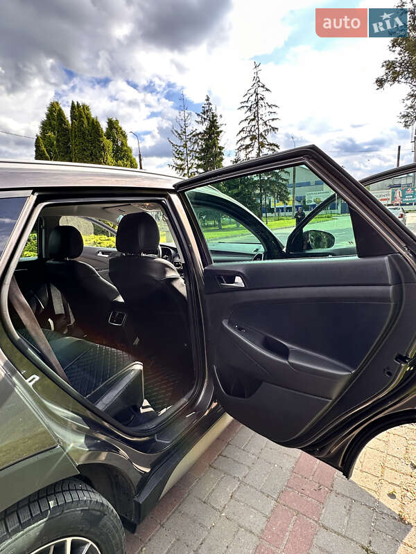 Позашляховик / Кросовер Hyundai Tucson 2018 в Тернополі