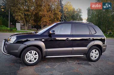 Позашляховик / Кросовер Hyundai Tucson 2007 в  фото 14 Позашляховик / Кросовер Hyundai Tucson 2007 в