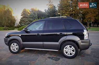 Позашляховик / Кросовер Hyundai Tucson 2007 в  фото 18 Позашляховик / Кросовер Hyundai Tucson 2007 в