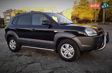 Позашляховик / Кросовер Hyundai Tucson 2007 в  фото 71 Позашляховик / Кросовер Hyundai Tucson 2007 в