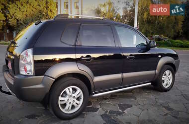 Позашляховик / Кросовер Hyundai Tucson 2007 в  фото 76 Позашляховик / Кросовер Hyundai Tucson 2007 в