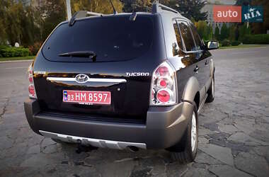 Позашляховик / Кросовер Hyundai Tucson 2007 в  фото 78 Позашляховик / Кросовер Hyundai Tucson 2007 в