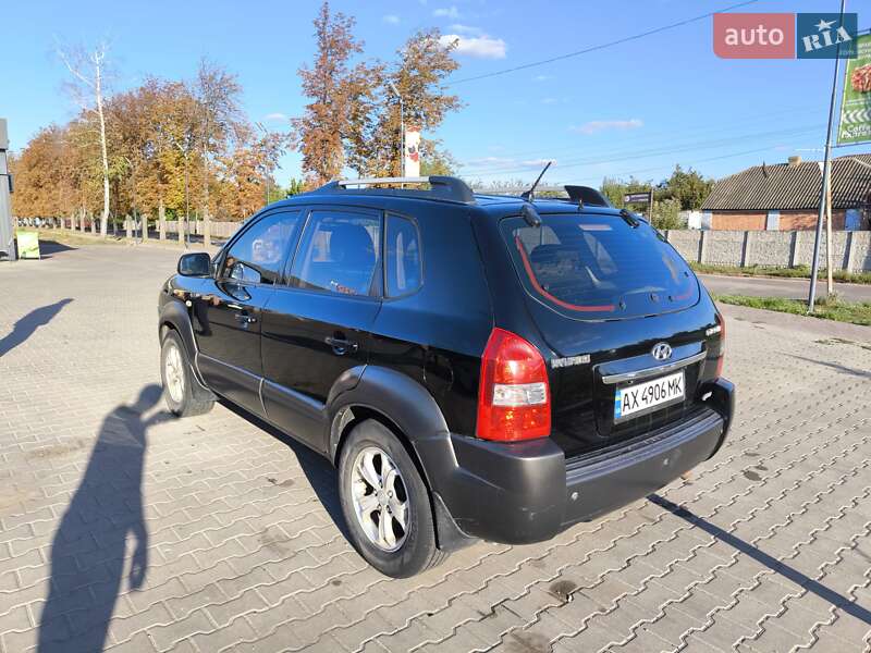 Позашляховик / Кросовер Hyundai Tucson 2008 в Первомайську фото 7 Позашляховик / Кросовер Hyundai Tucson 2008 в Первомайську