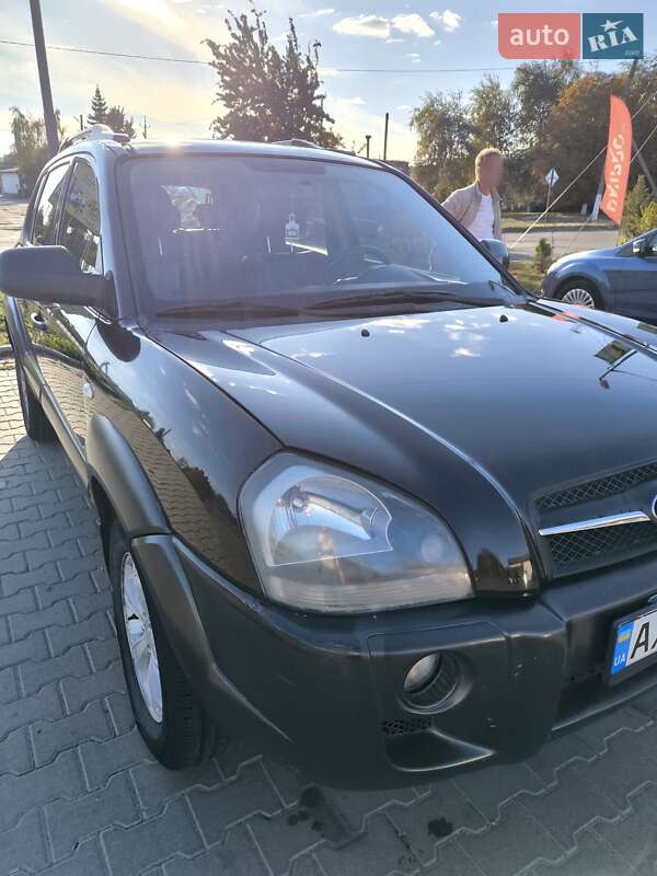Позашляховик / Кросовер Hyundai Tucson 2008 в Первомайську фото 3 Позашляховик / Кросовер Hyundai Tucson 2008 в Первомайську