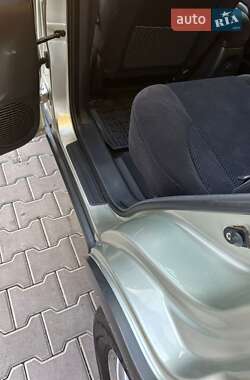 Позашляховик / Кросовер Hyundai Tucson 2008 в  фото 16 Позашляховик / Кросовер Hyundai Tucson 2008 в