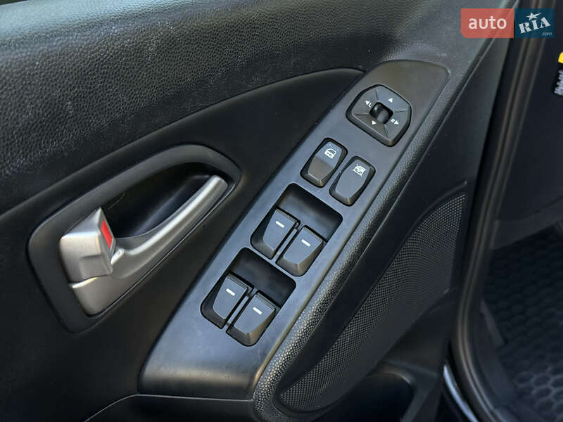 Внедорожник / Кроссовер Hyundai Tucson 2013 в Николаеве