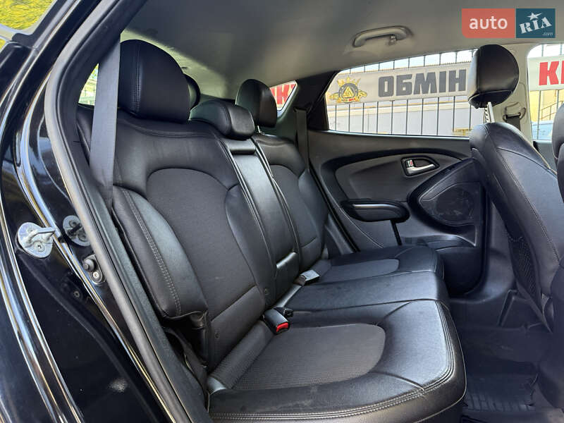 Внедорожник / Кроссовер Hyundai Tucson 2013 в Николаеве