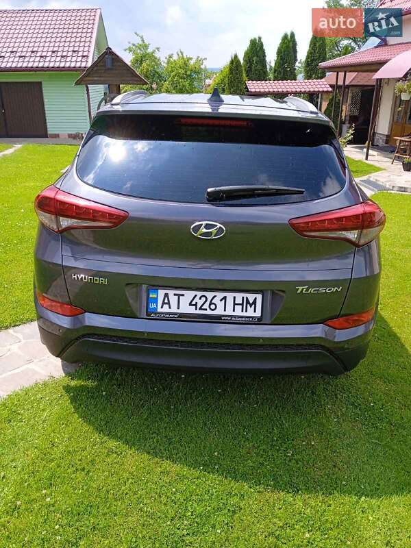 Позашляховик / Кросовер Hyundai Tucson 2015 в Долині