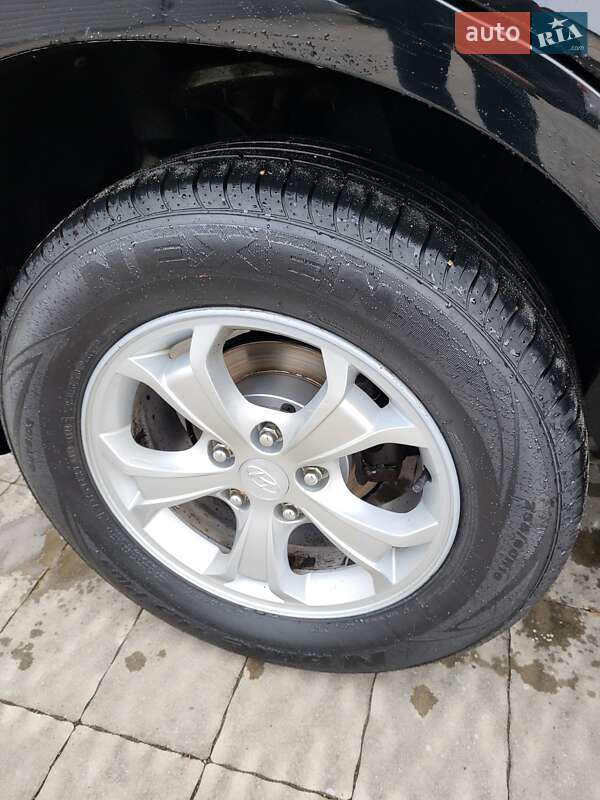 Позашляховик / Кросовер Hyundai Tucson 2009 в Володимирі