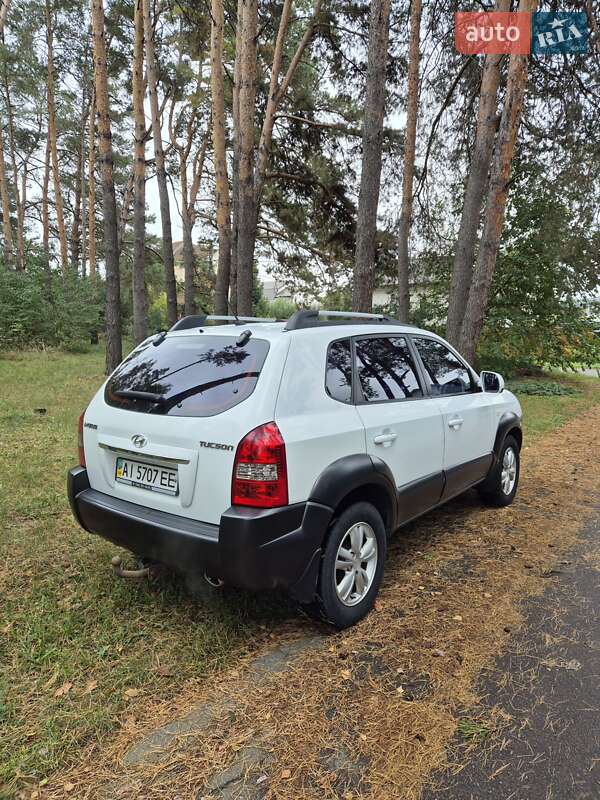 Позашляховик / Кросовер Hyundai Tucson 2012 в Києві