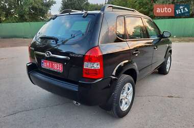 Внедорожник / Кроссовер Hyundai Tucson 2008 в 