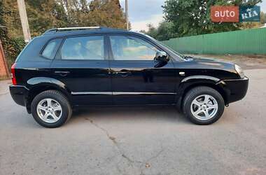 Внедорожник / Кроссовер Hyundai Tucson 2008 в 