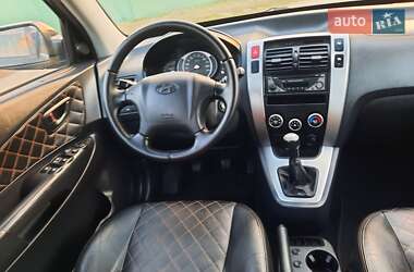 Внедорожник / Кроссовер Hyundai Tucson 2008 в 