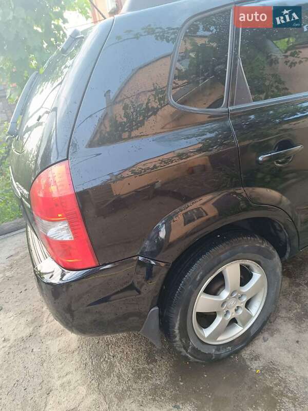 Позашляховик / Кросовер Hyundai Tucson 2008 в Кривому Розі