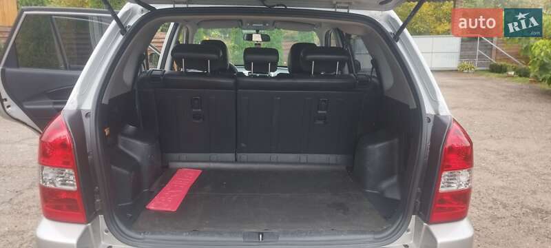 Внедорожник / Кроссовер Hyundai Tucson 2008 в Бердичеве фото 42 Внедорожник / Кроссовер Hyundai Tucson 2008 в Бердичеве