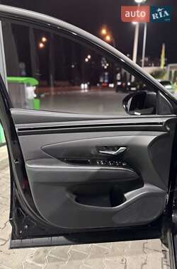 Внедорожник / Кроссовер Hyundai Tucson 2021 в 