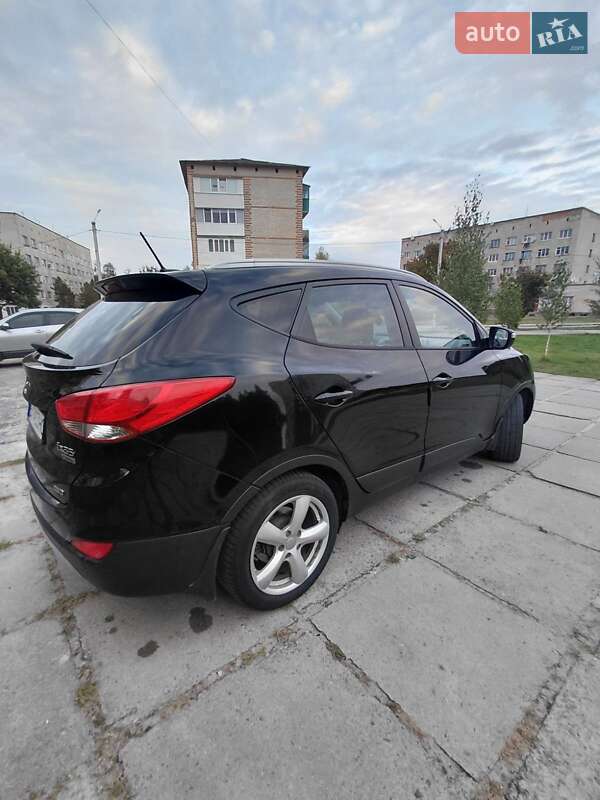 Позашляховик / Кросовер Hyundai Tucson 2011 в Славуті фото 11 Позашляховик / Кросовер Hyundai Tucson 2011 в Славуті