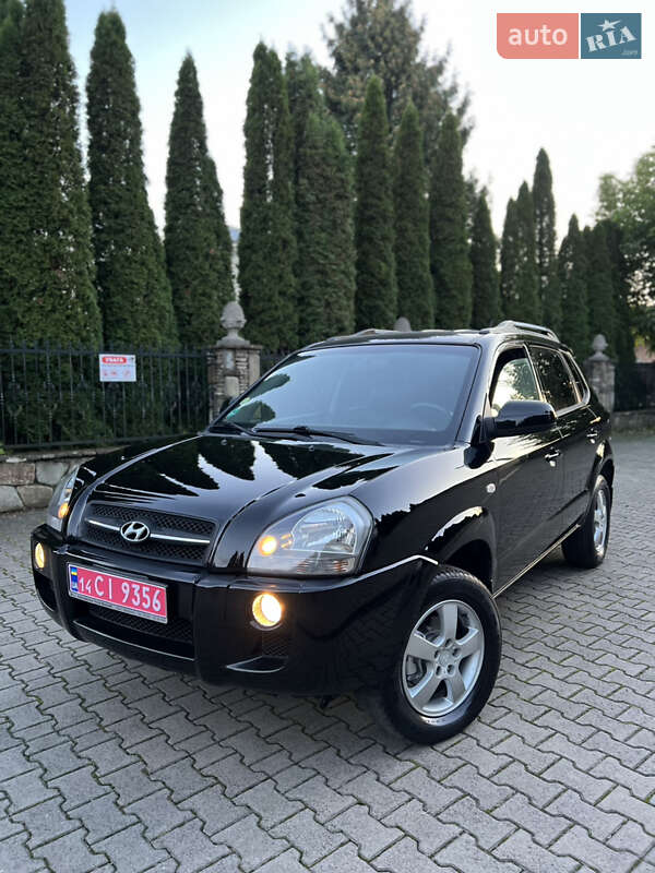 Внедорожник / Кроссовер Hyundai Tucson 2007 в 