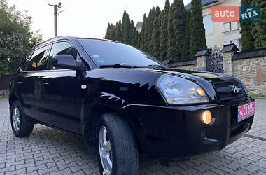 Внедорожник / Кроссовер Hyundai Tucson 2007 в 