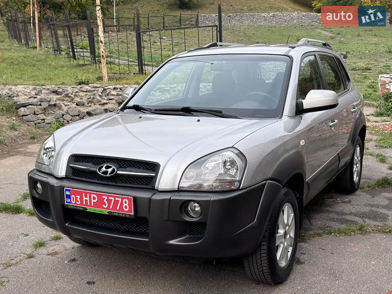 Позашляховик / Кросовер Hyundai Tucson 2006 в Полтаві фото 14 Позашляховик / Кросовер Hyundai Tucson 2006 в Полтаві