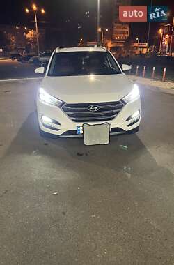 Внедорожник / Кроссовер Hyundai Tucson 2017 в Харькове