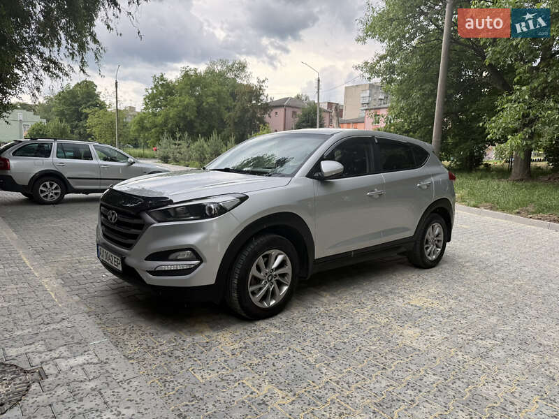 Внедорожник / Кроссовер Hyundai Tucson 2016 в Черновцах фото 12 Внедорожник / Кроссовер Hyundai Tucson 2016 в Черновцах