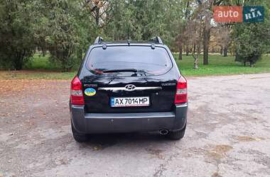 Внедорожник / Кроссовер Hyundai Tucson 2008 в 