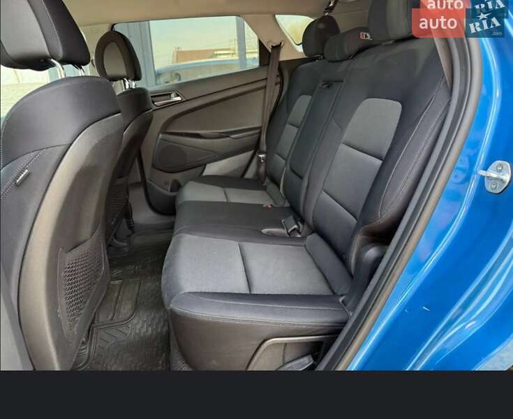 Позашляховик / Кросовер Hyundai Tucson 2016 в Хмельницькому