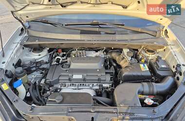 Внедорожник / Кроссовер Hyundai Tucson 2008 в 