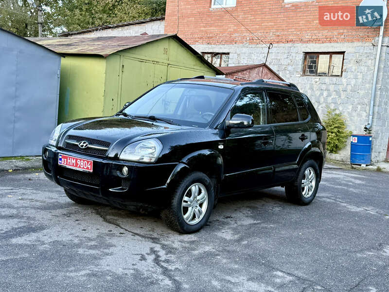 Внедорожник / Кроссовер Hyundai Tucson 2007 в 