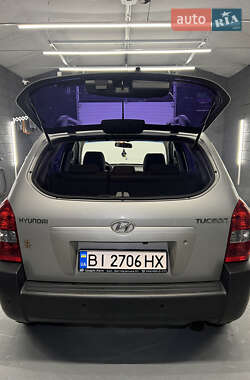 Внедорожник / Кроссовер Hyundai Tucson 2007 в 