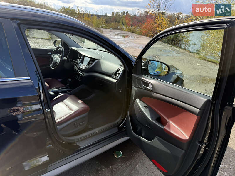 Позашляховик / Кросовер Hyundai Tucson 2017 в Запоріжжі