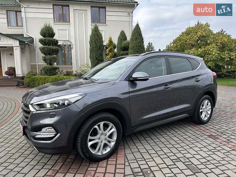 Позашляховик / Кросовер Hyundai Tucson 2015 в Луцьку