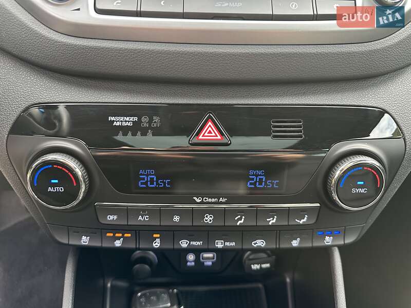 Позашляховик / Кросовер Hyundai Tucson 2015 в Луцьку