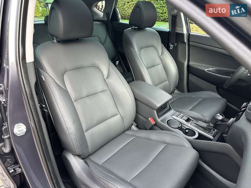 Позашляховик / Кросовер Hyundai Tucson 2015 в Луцьку