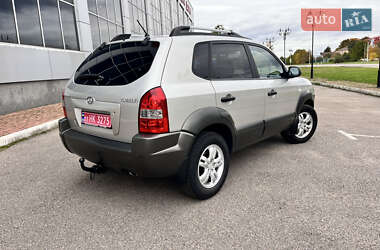 Внедорожник / Кроссовер Hyundai Tucson 2007 в 