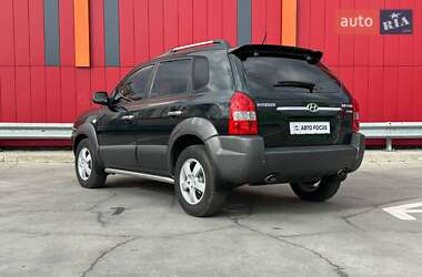 Внедорожник / Кроссовер Hyundai Tucson 2007 в 