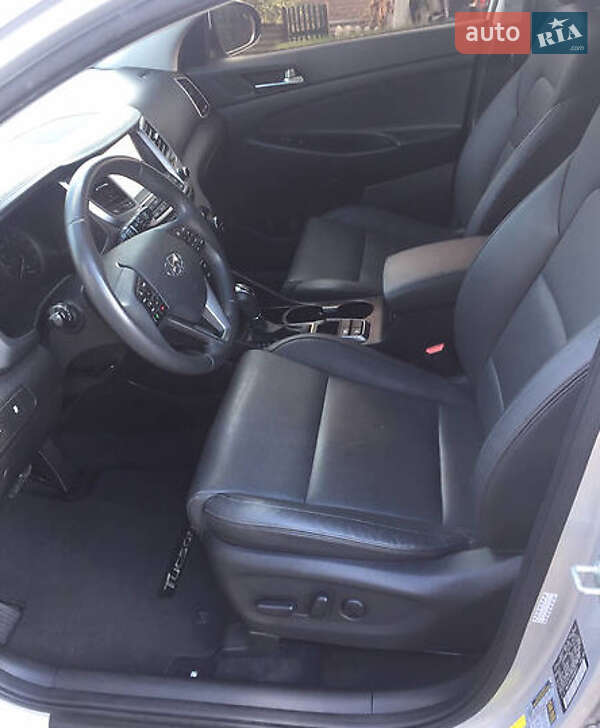 Внедорожник / Кроссовер Hyundai Tucson 2017 в Черновцах фото 10 Внедорожник / Кроссовер Hyundai Tucson 2017 в Черновцах