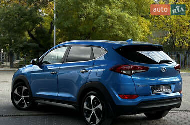 Внедорожник / Кроссовер Hyundai Tucson 2017 в 