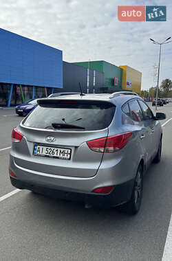 Внедорожник / Кроссовер Hyundai Tucson 2014 в 