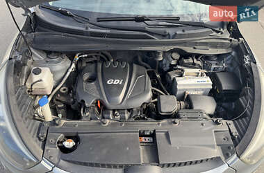 Внедорожник / Кроссовер Hyundai Tucson 2014 в 