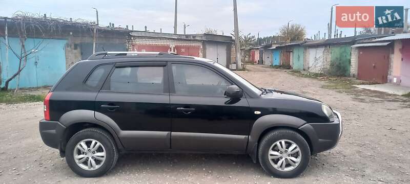 Внедорожник / Кроссовер Hyundai Tucson 2008 в Николаеве фото 9 Внедорожник / Кроссовер Hyundai Tucson 2008 в Николаеве