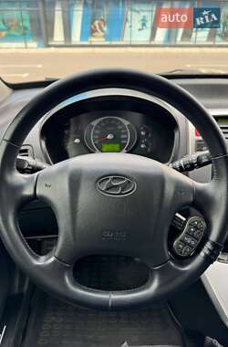 Внедорожник / Кроссовер Hyundai Tucson 2008 в 