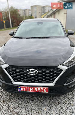Внедорожник / Кроссовер Hyundai Tucson 2019 в 