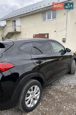 Внедорожник / Кроссовер Hyundai Tucson 2019 в 